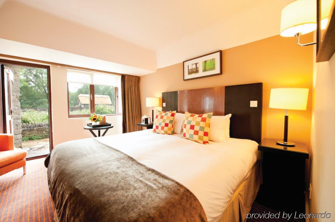 Hotel Old Swan Witney Esterno foto