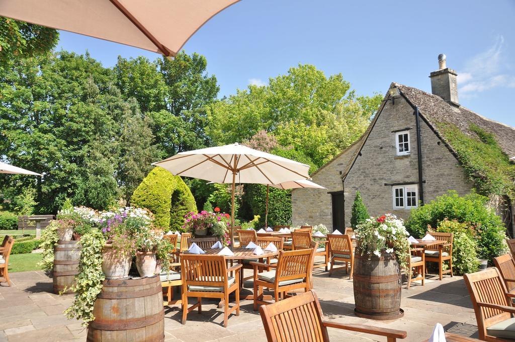 Hotel Old Swan Witney Esterno foto