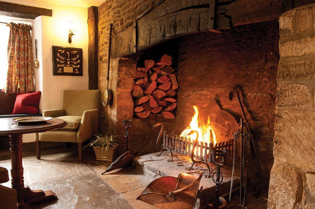 Hotel Old Swan Witney Esterno foto