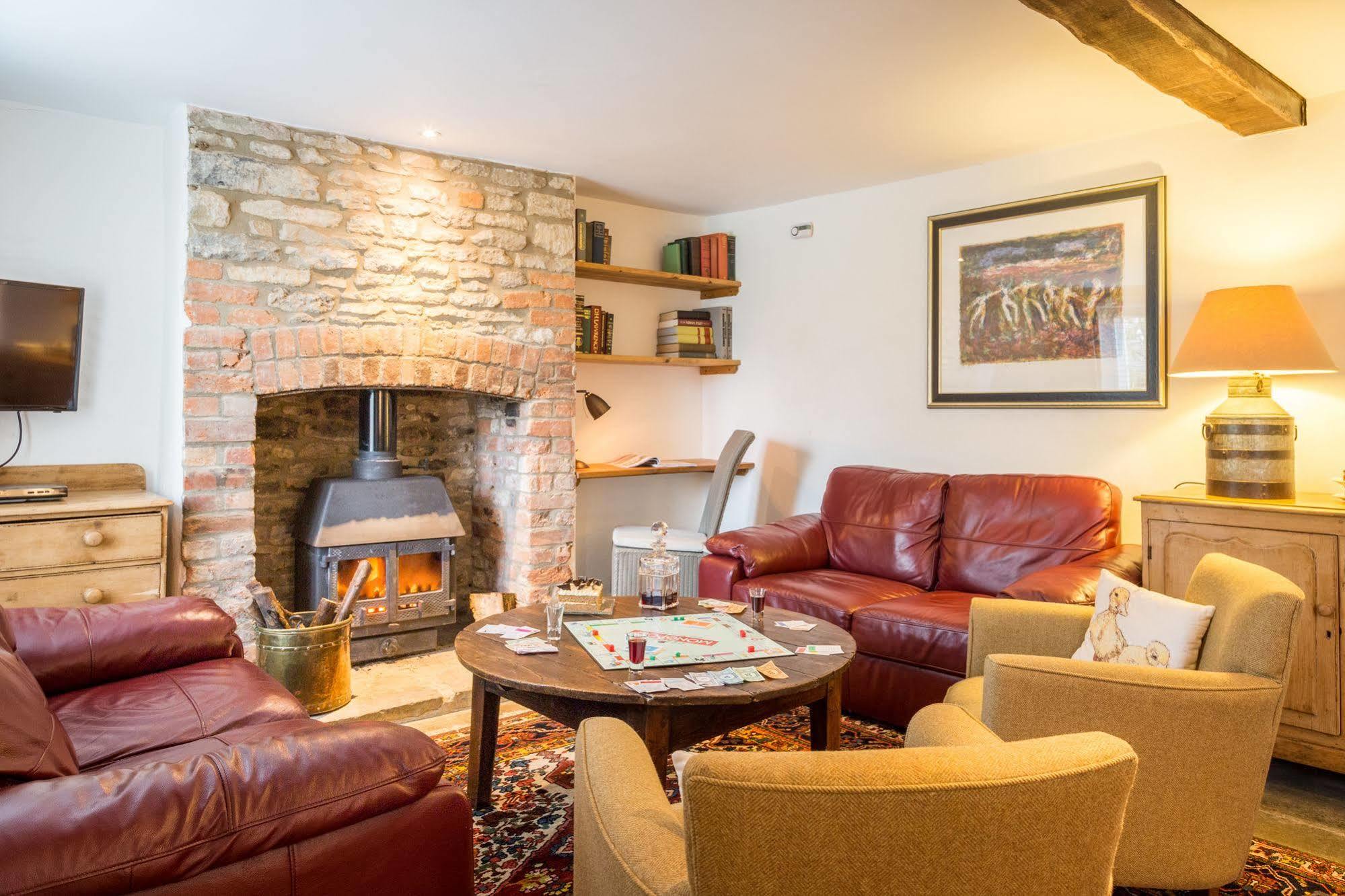 Hotel Old Swan Witney Esterno foto