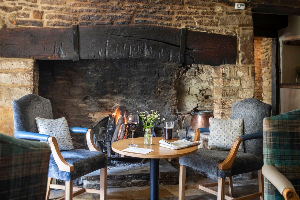 Hotel Old Swan Witney Esterno foto